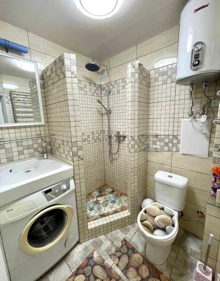 Квартира На Сегедской.Пляж Дельфин.Клиника Филатова Apartment โอเดสซา ภายนอก รูปภาพ